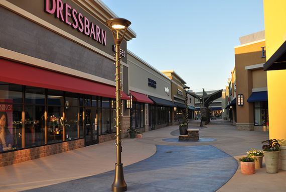 Daniel Corporation - The Outlet Shops of Grand River