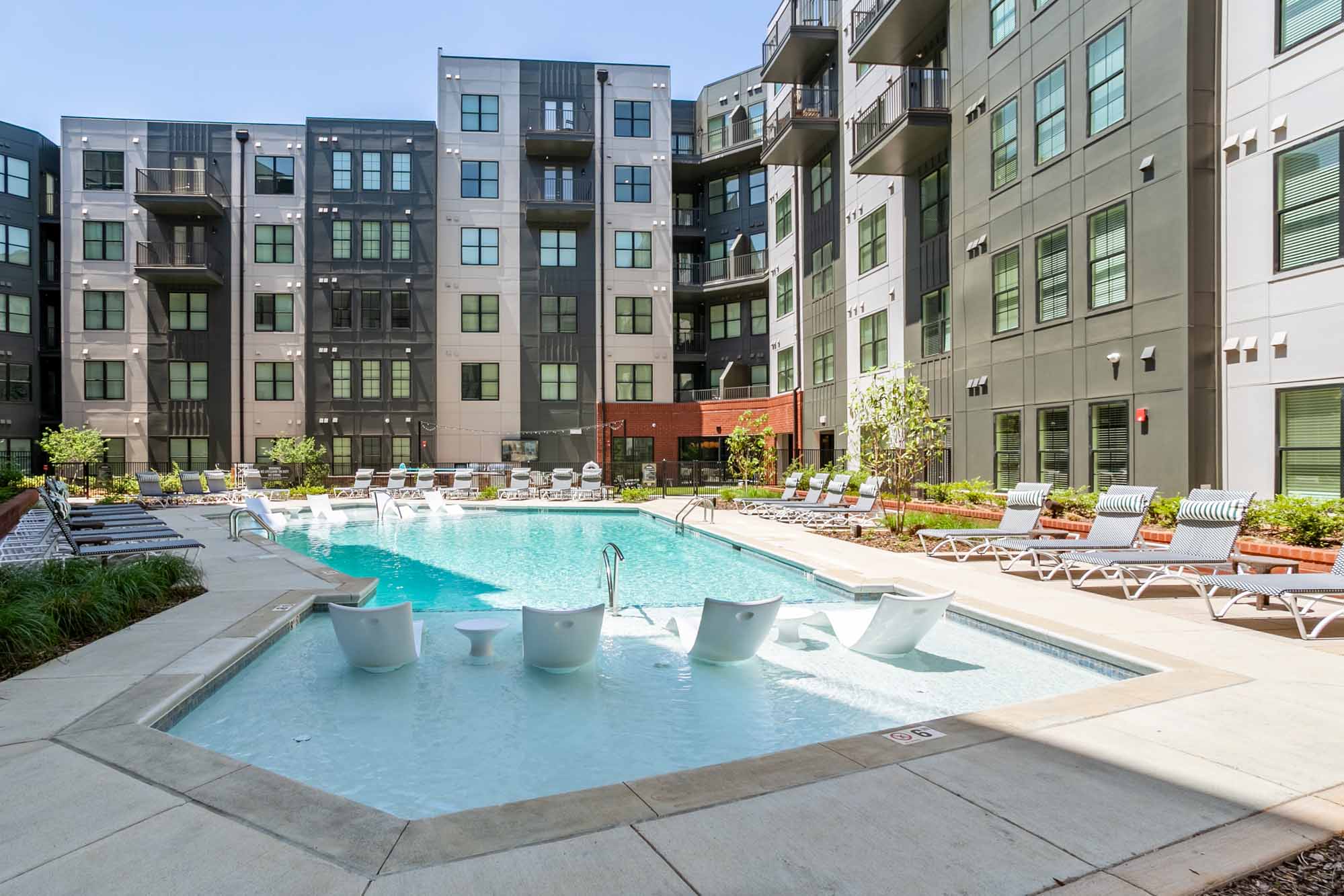 Daniel Corporation - The James on Highland